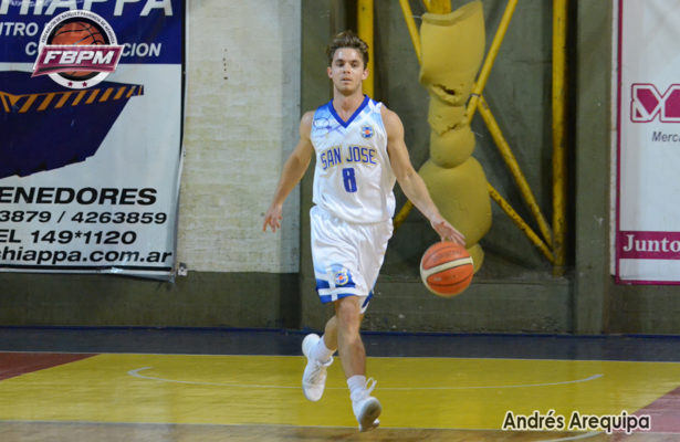Rivadavia, sigue derecho