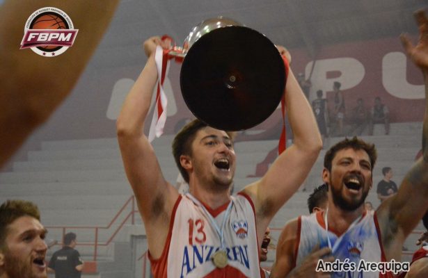¡Nuestros campeones!