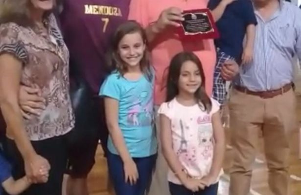 Ganó el básquet