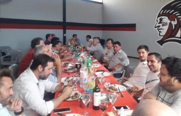 Reunión dirigencial