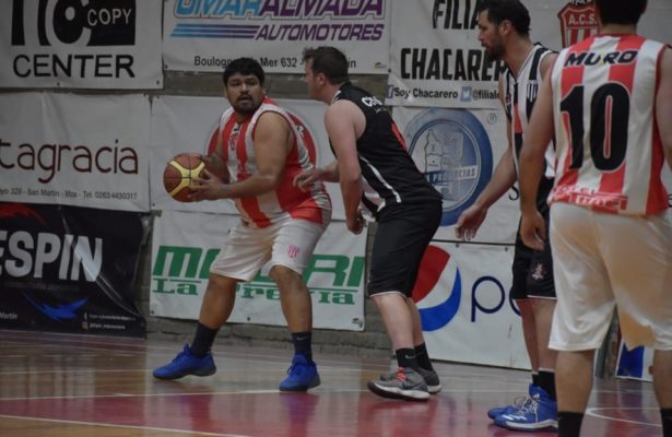 Arriba están Gimnasia y San José B