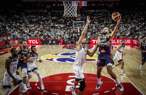 Francia sacó a EE.UU. del título y juega frente a Argentina