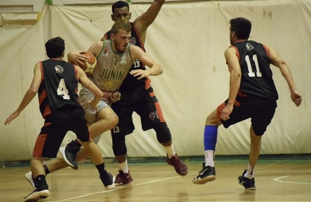 Atenas es el cuarto semifinalista