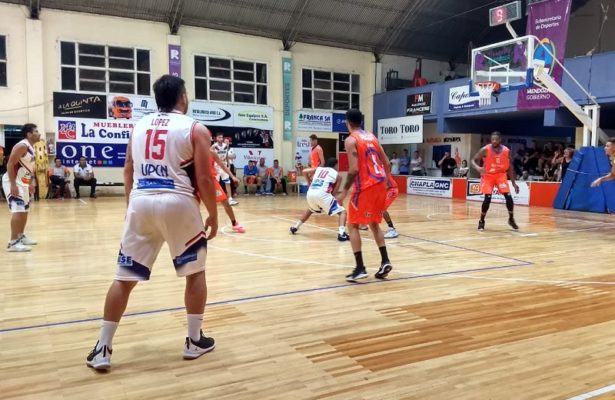 Derrota de Rivadavia frente a los santiagueños