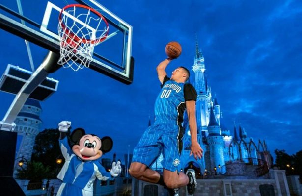 Se complica Florida, en donde volverá la NBA